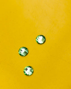 4.81 mm Round Shape Preciosa Crystal Hot Fix in Peridot color