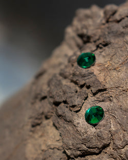6.35 MM Round Shape Preciosa Crystal Hot Fix in Emerald Color