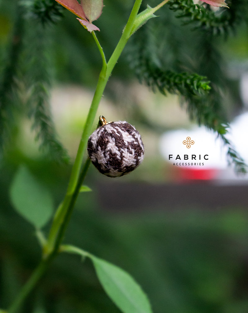 Kirigami Fabric Ball Button-Beige&Brown